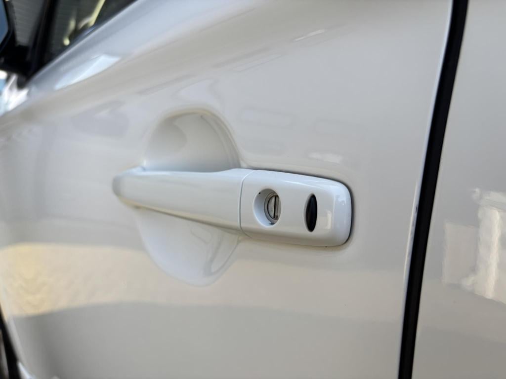 Mitsubishi Outlander 2.4 phev intense+ incl. trekhaak!