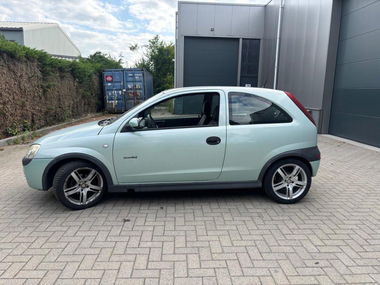 Opel Corsa 1.2-16V Comfort 135.910km Jaar Apk