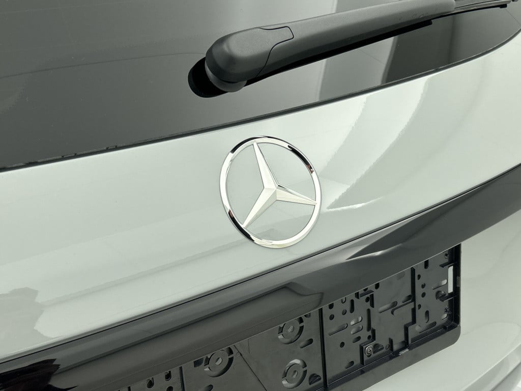 Mercedes-Benz Glc 300e 4matic sport edition | premium pakket | nightpakket 