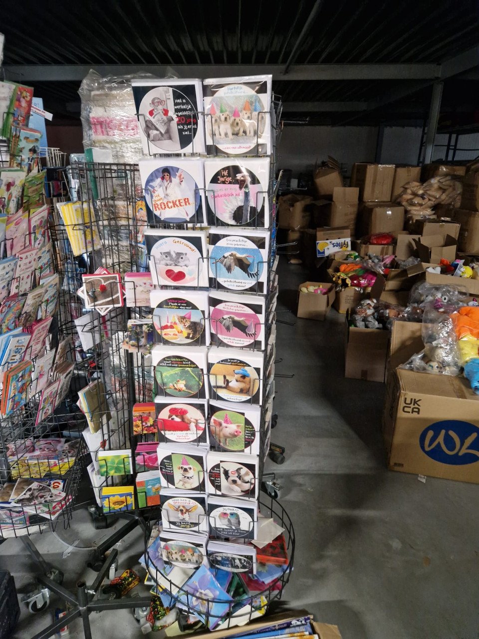 Goedkope partij braderie, markt, winkel artikelen met een zeeuws tintje