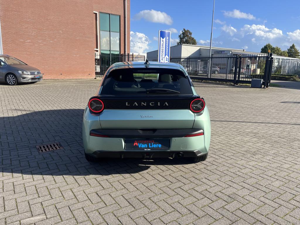 Lancia Y(psilon) 1.2 turbo hybrid