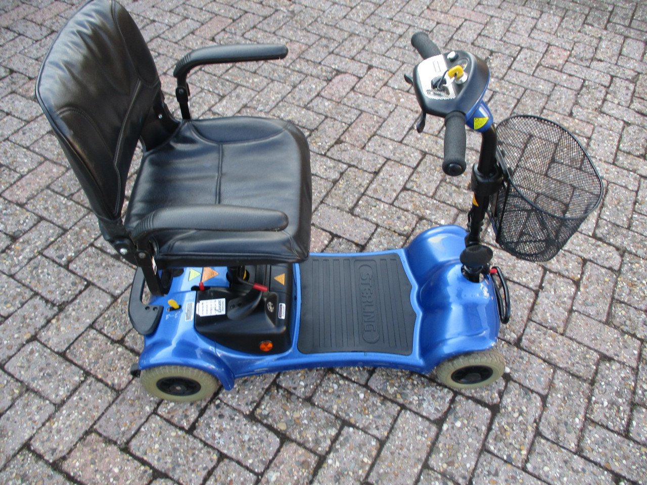 Opvouwbare Sterling 4wiel scootmobiel compleet met de oplader