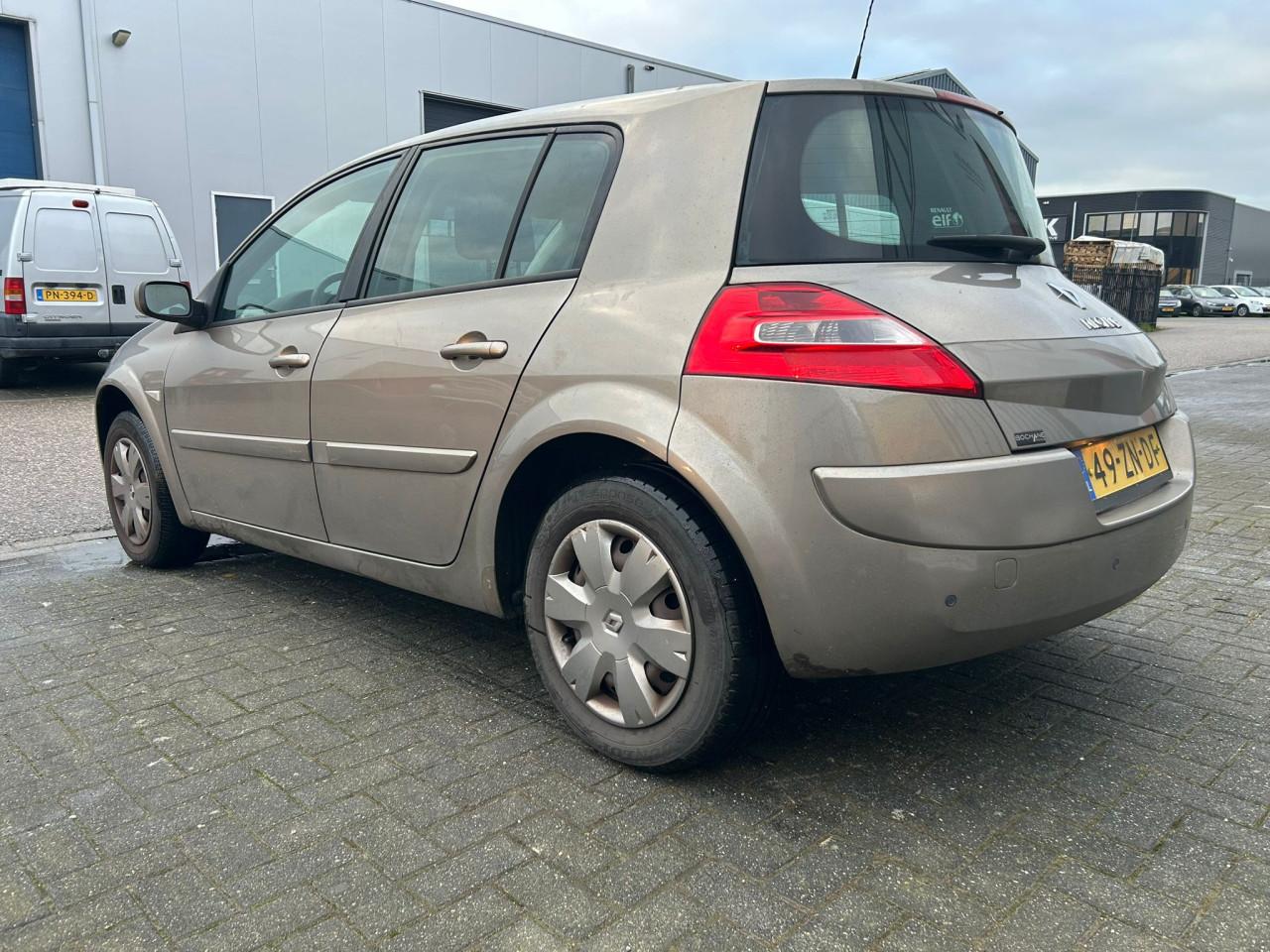 Renault Mégane 1.6-16V Business Line VEEL VOOR WEINIG!