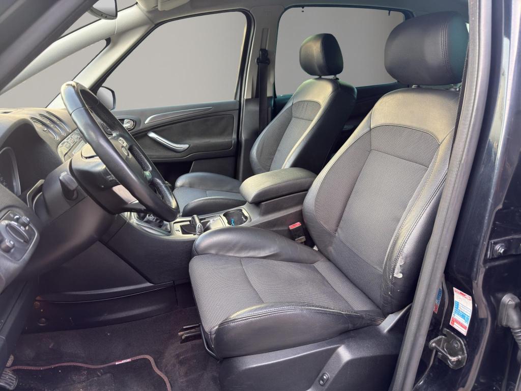 Ford S-Max 2.5-20v turbo 7 persoons