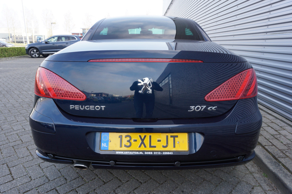 Peugeot 307 cc 2.0-16v climate / cruise controle / leder / nap
