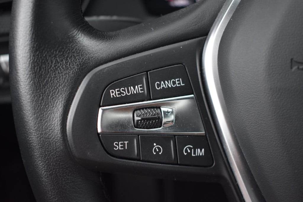 BMW 1 Serie 116i sportline | camera | apple carplay | android auto | nap | 