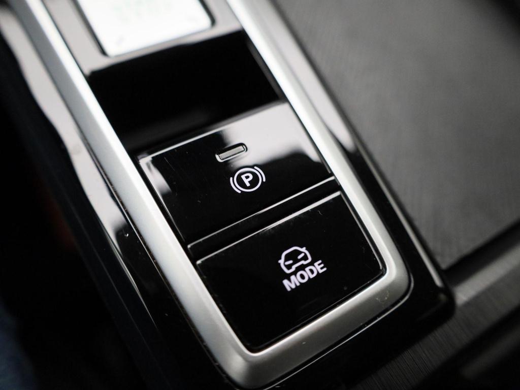MG Onbekend 1.5 hybrid+ aut. luxury