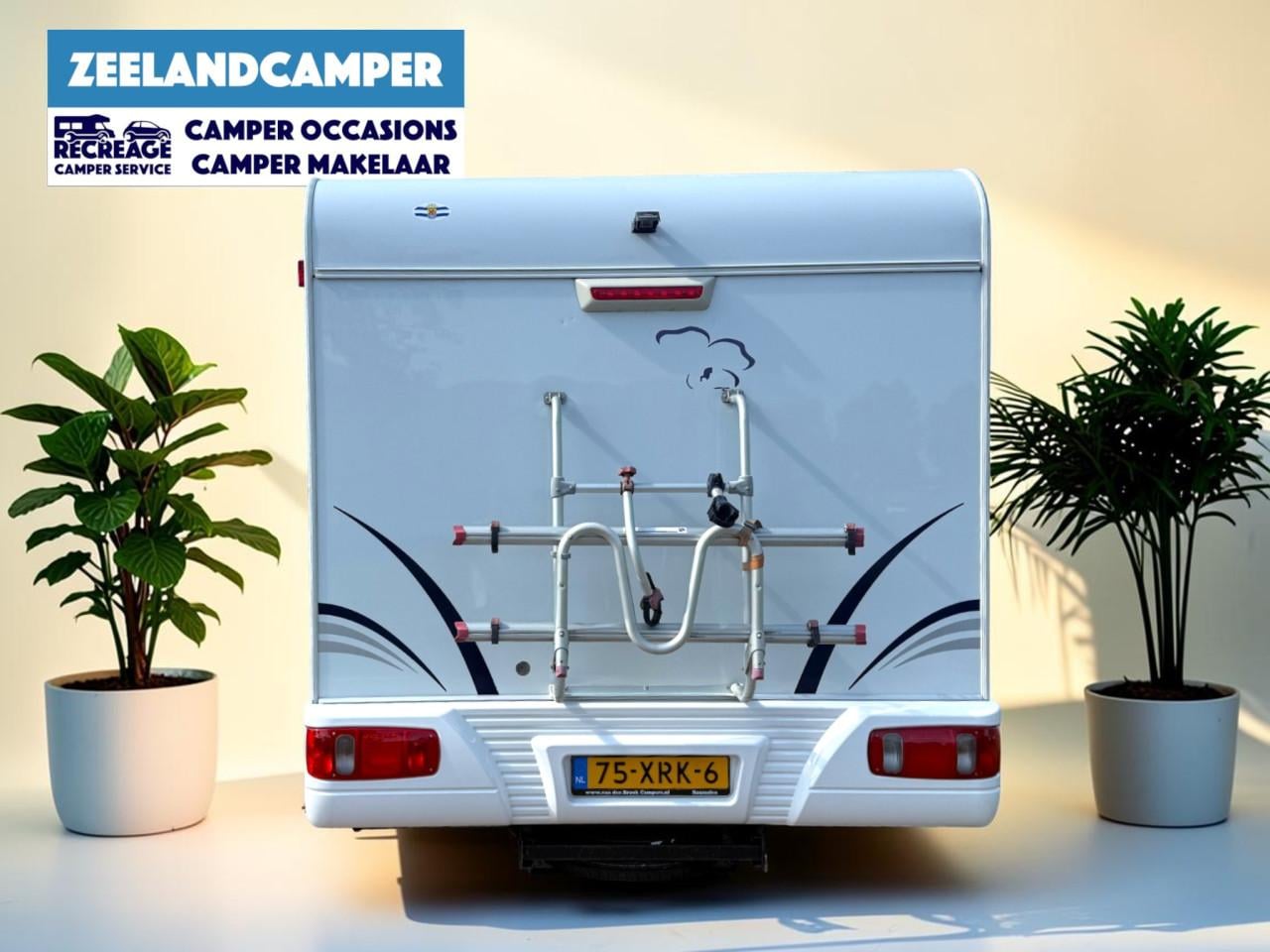 Capron T58   - Mooie, met liefde onderhouden, half-integraal camper.
