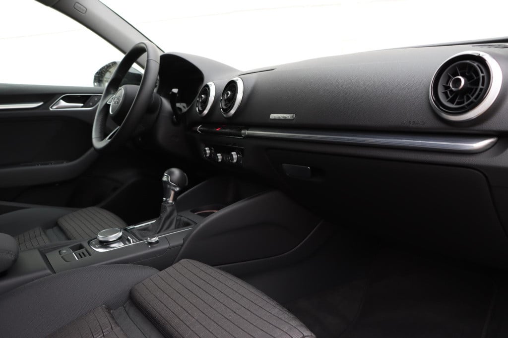 Audi A3 sportback 40 e-tron advance sport 204pk s-tronic