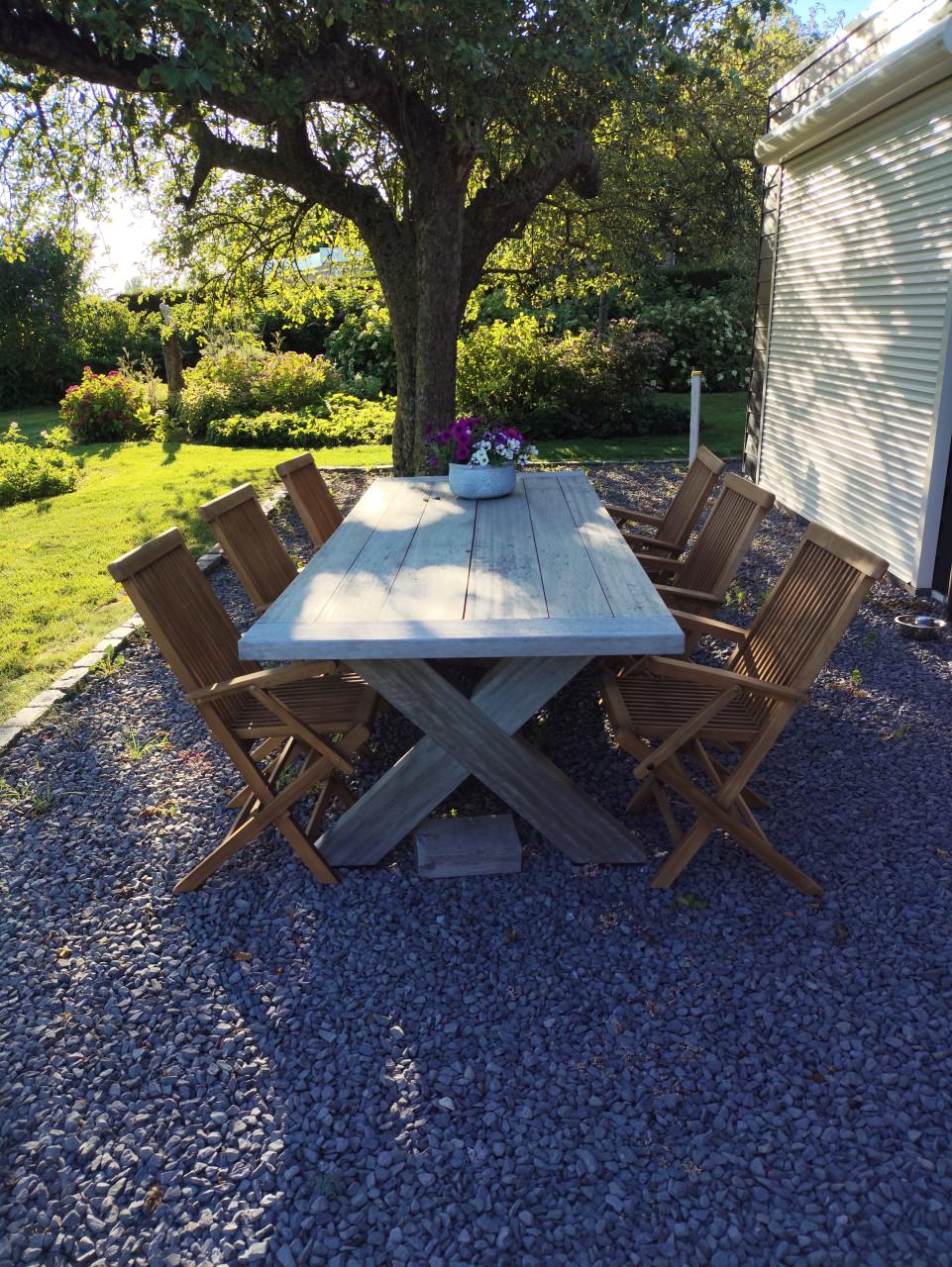 6 stuks massief teakhouten tuinstoelen met inclusief kussens