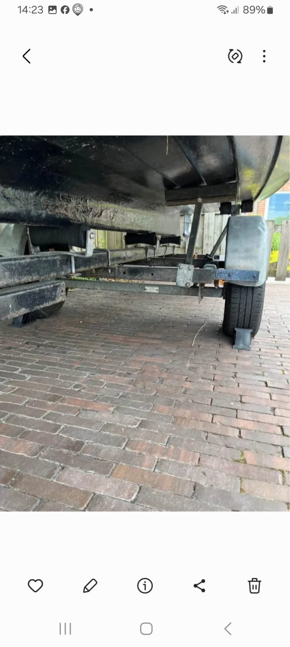 Te koop boot met trailer