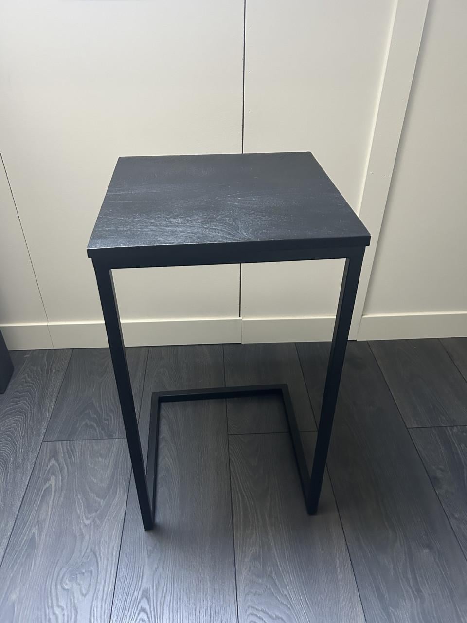 Bijzettafel