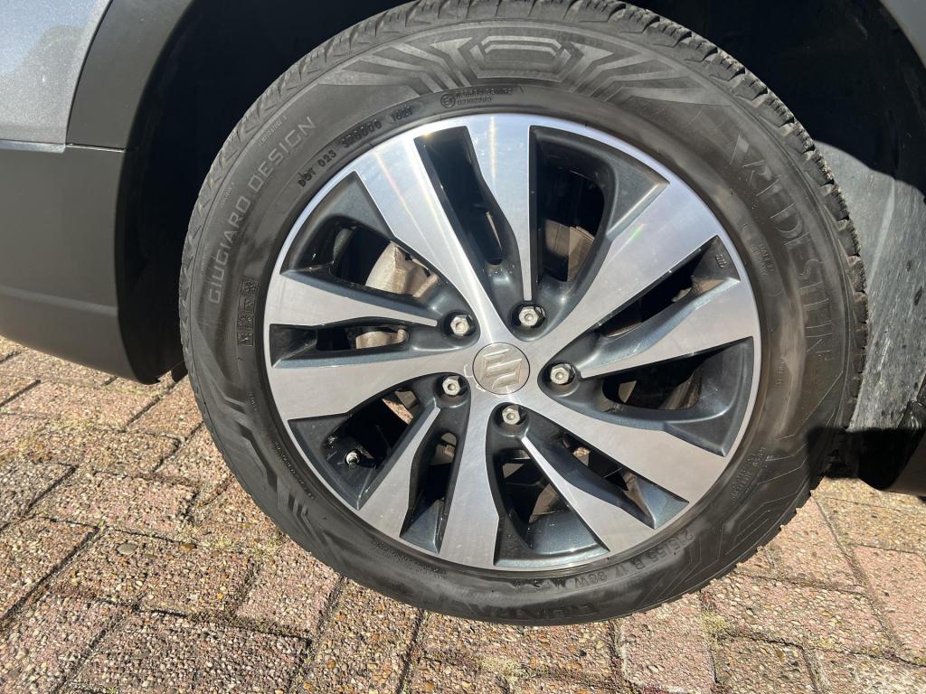 Suzuki Sx4 S-cross 1.4 boosterjet style smart hybrid