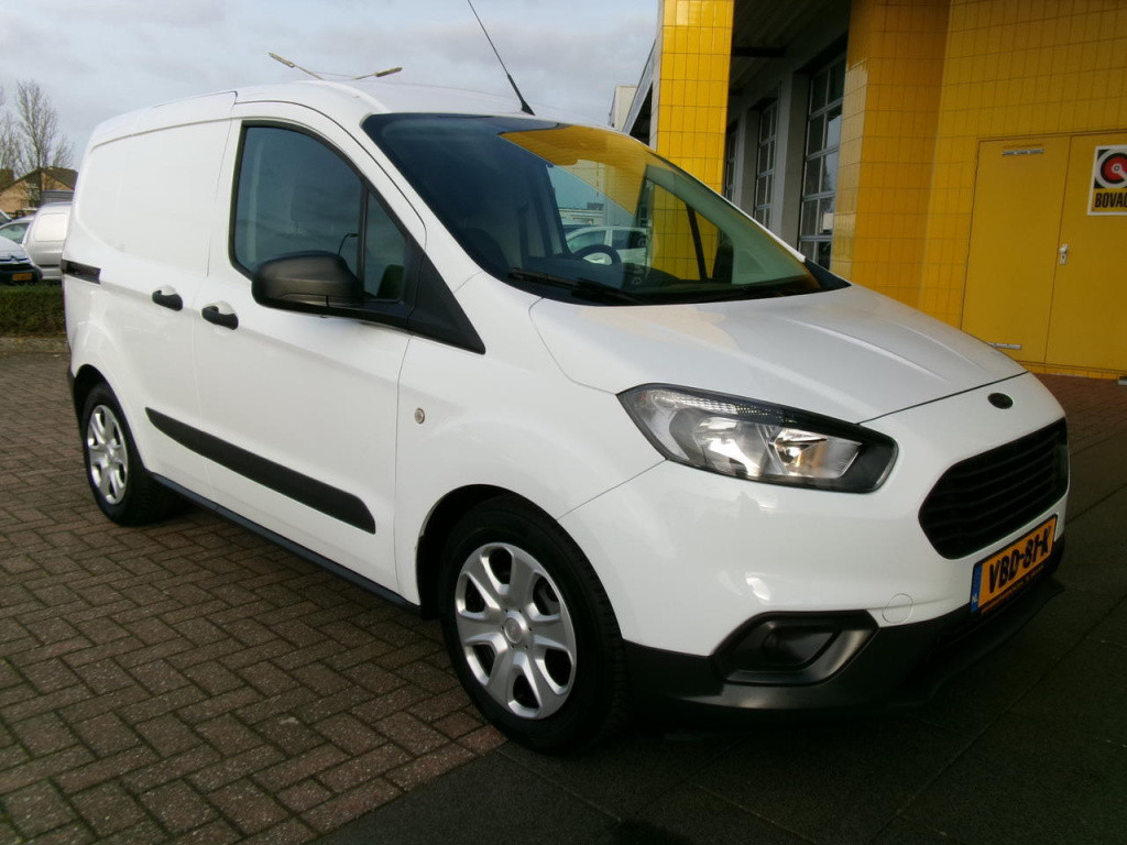 Ford Transit Courier 1.5 tdci airco, cr.contr navi, schuifd. tr.h.
