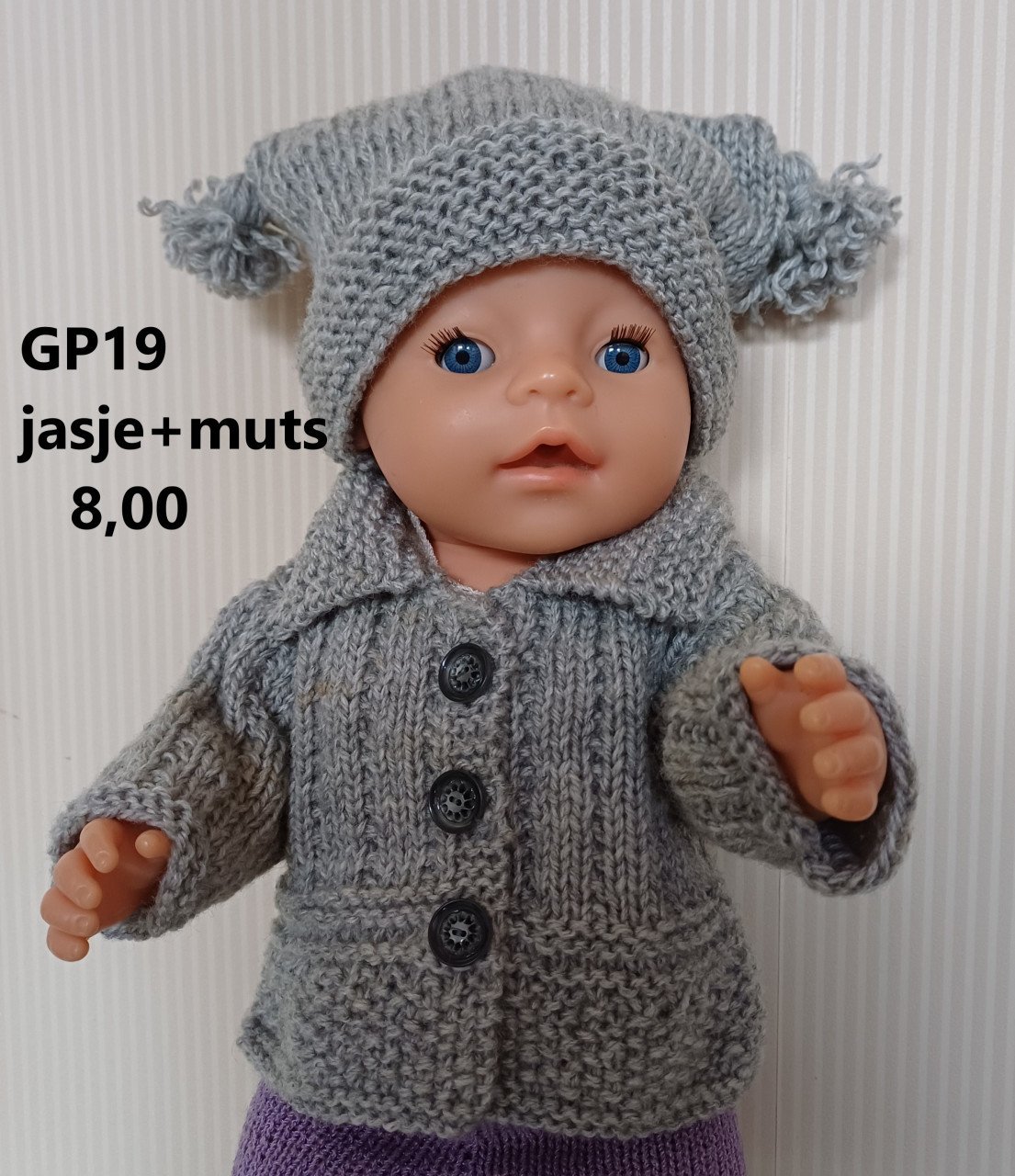 Poppenkleertjes baby born. Set. Opbrengst KiKa.
