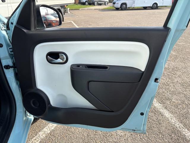 Renault Twingo 1.0 sce 70pk dynamique panoramisch schuifdak | navigatie | a