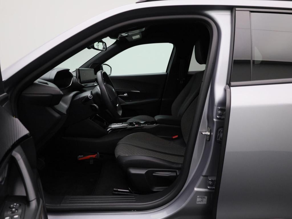 Peugeot E-2008 ev allure 54 kwh | automaat | climate control | virtual cock