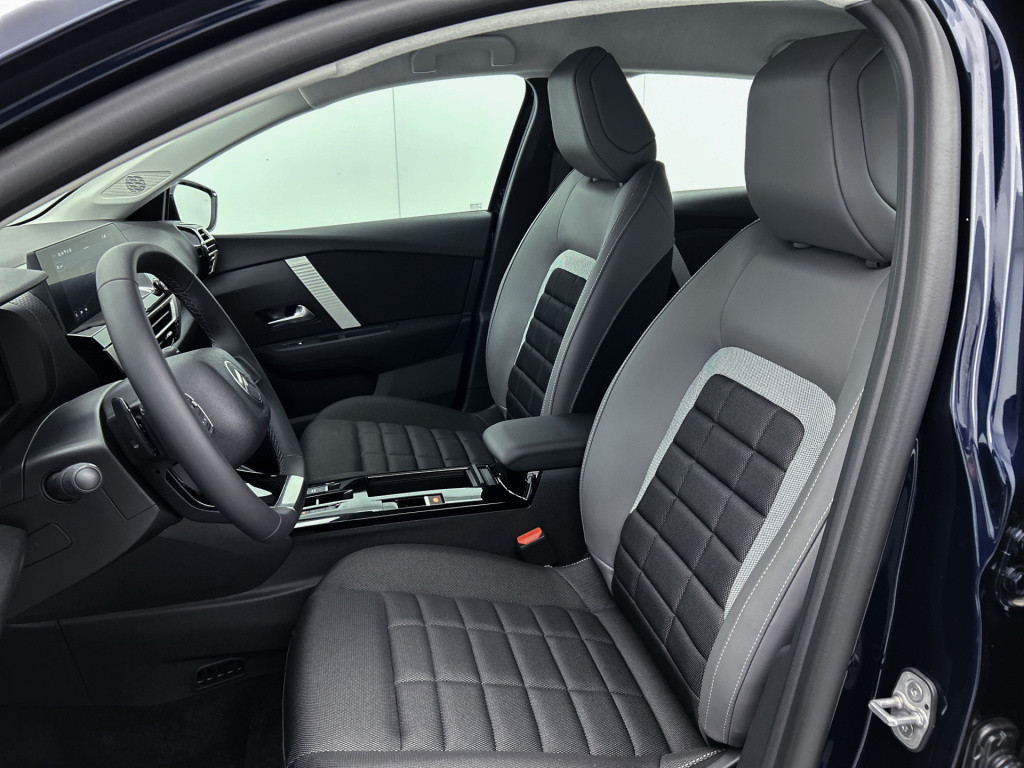 Citroen C4 hybrid 136pk automaat business private lease € 489,- pm - 48mnd 