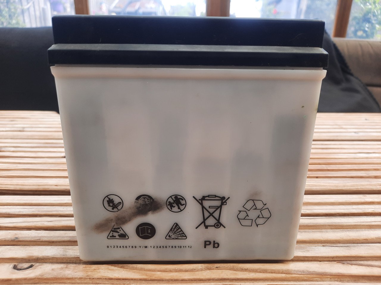 Te koop accu  in goede staat merk exide