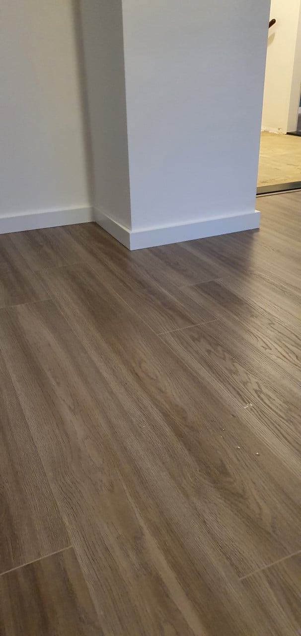 Laminaat of pvc laten leggen? (ook andere klussen)