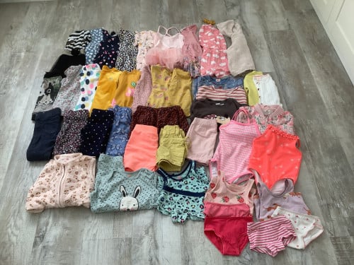 Meisjes Zomer Kledingpakket maat 92 - 43 stuks