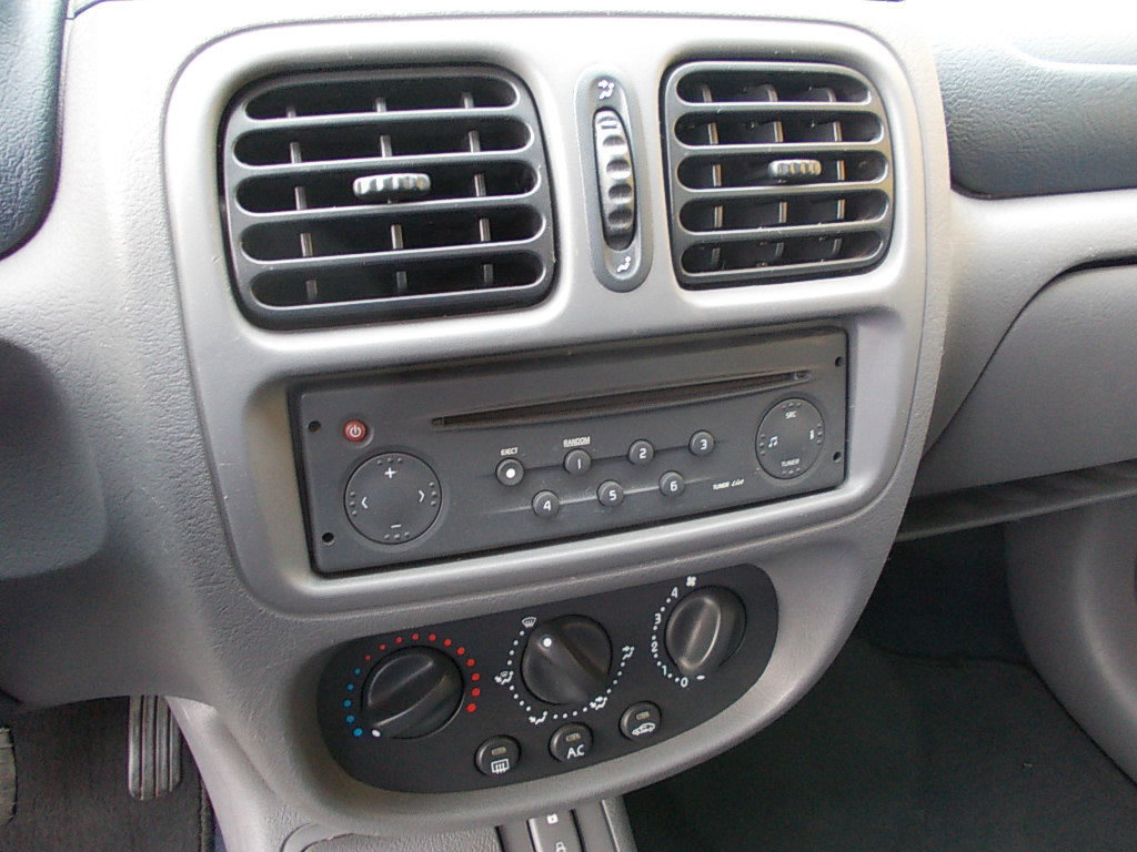 Renault Clio 1.9 dti 5-deurs airco 124000 km!!