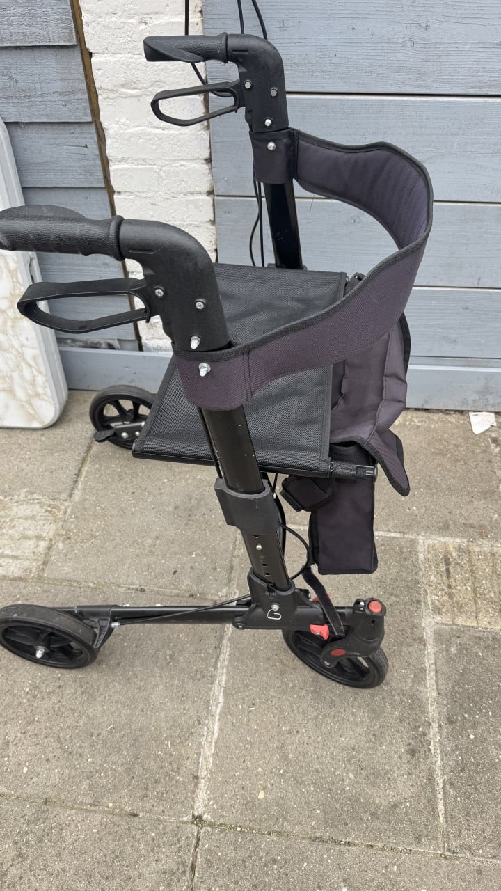 Rollator dubbel vouwen