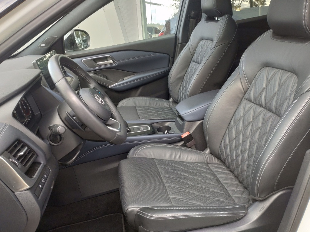 Nissan Qashqai 1.3 mhev x tekna +|verkocht