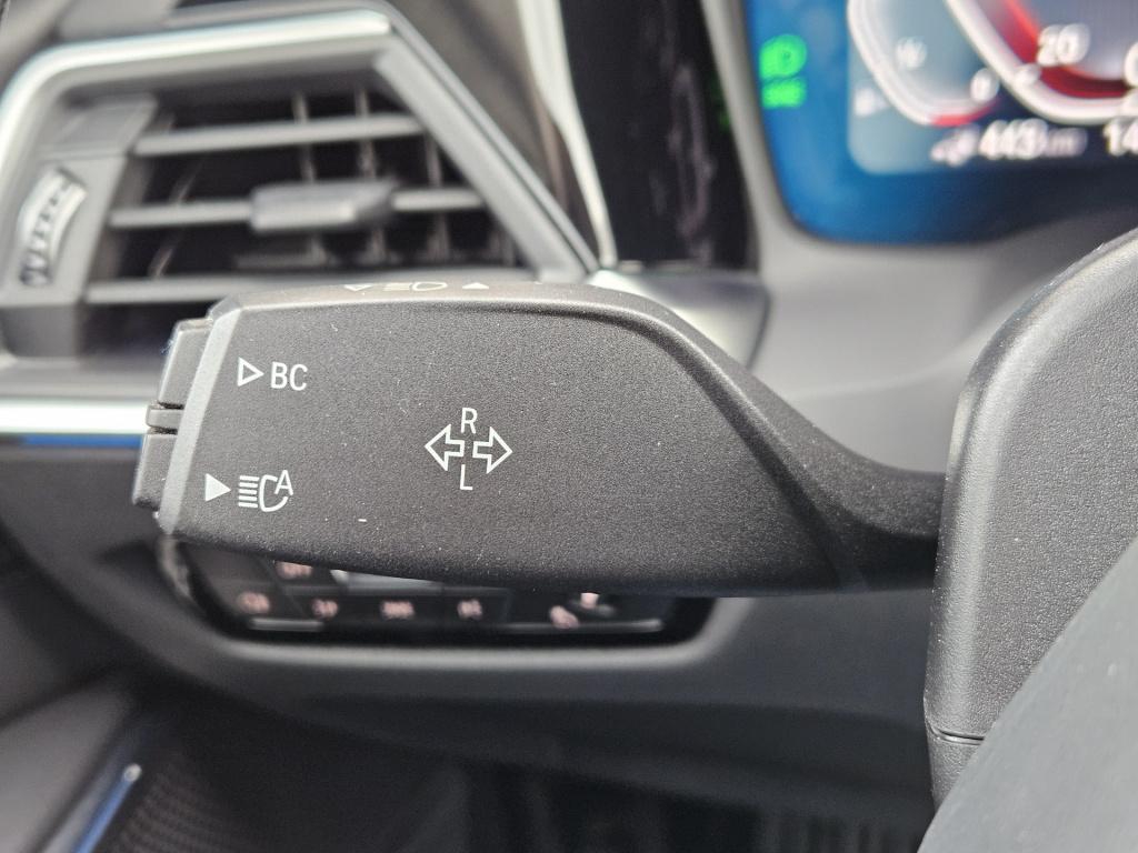 BMW 3-serie touring 320e | acc | pdc | carplay