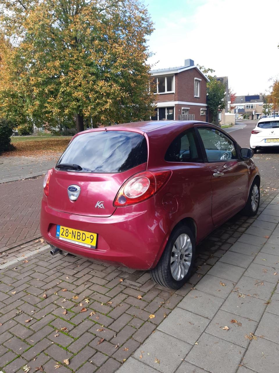 Ford Ka 1.2 51 kw titanium