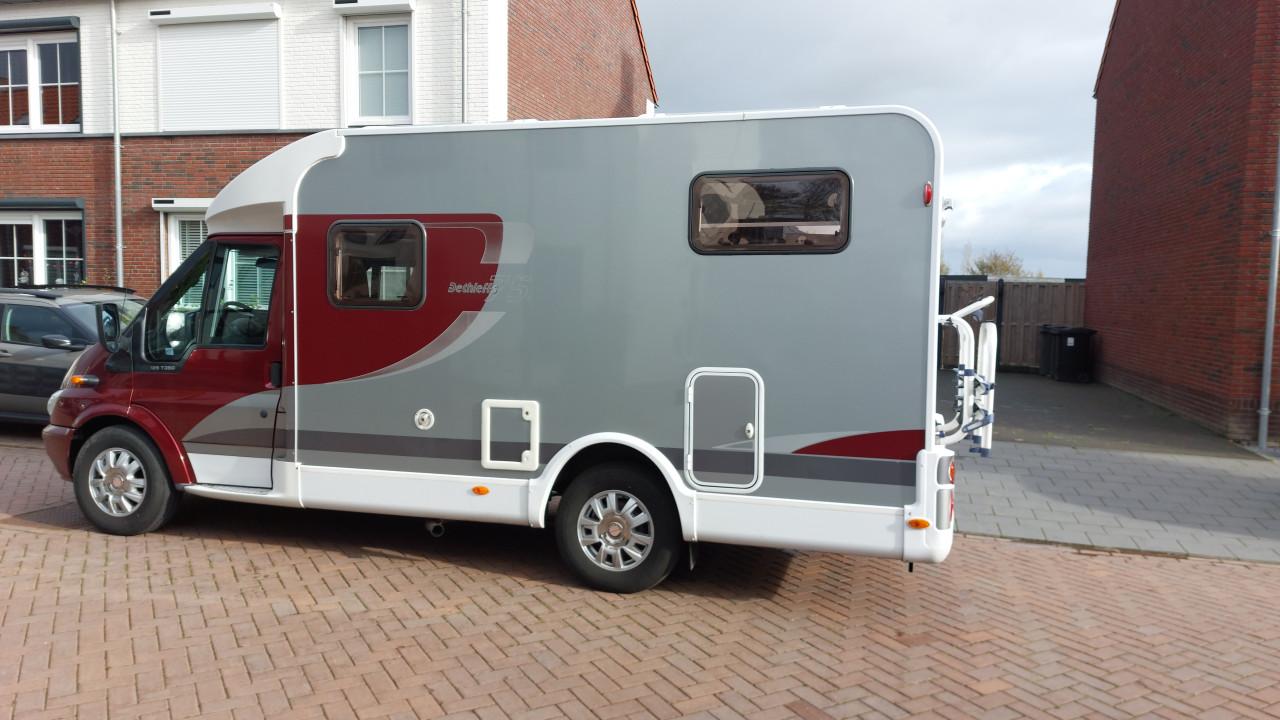 Compacte Dethlefs Junivan