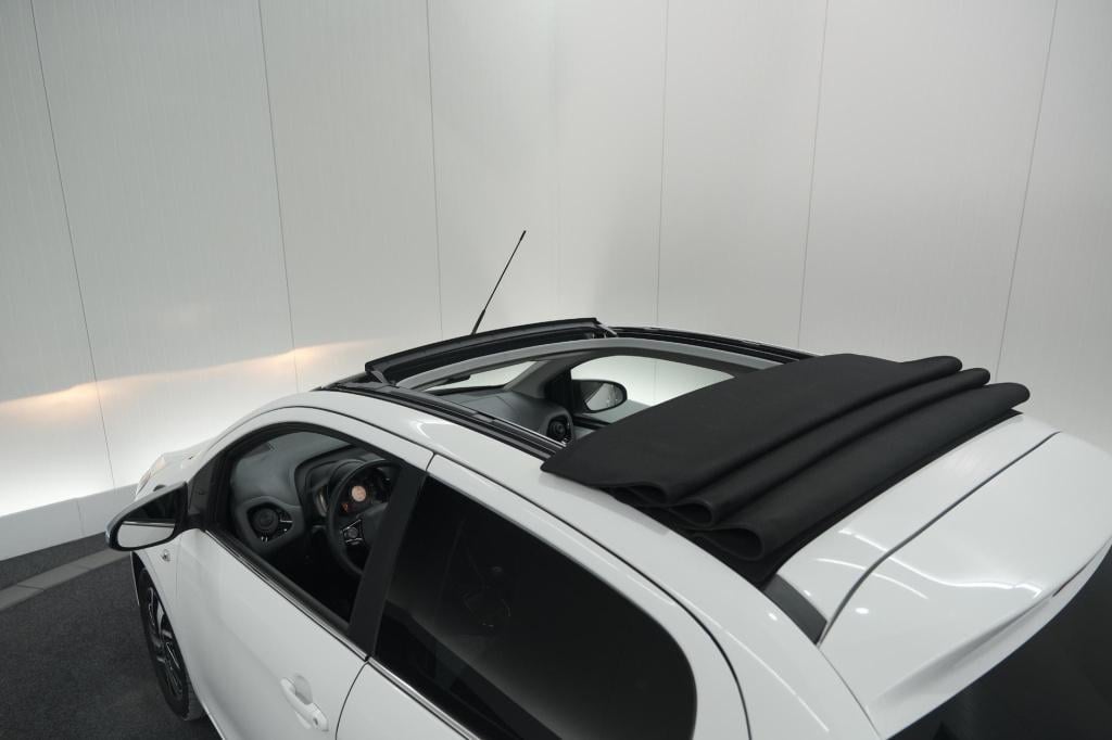 Peugeot 108 1.0 e-vti allure top! | elektrisch vouwdak | camera | navigatie
