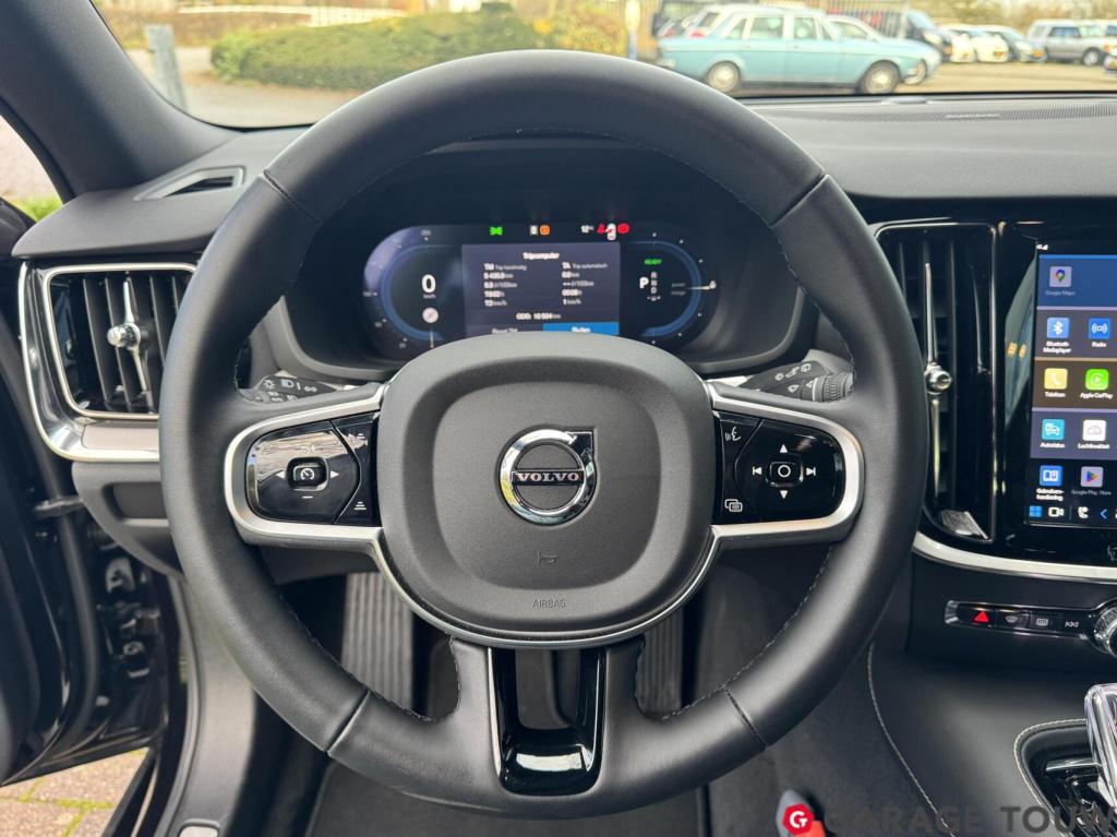 Volvo V60 2.0 t6 plug-in hybrid awd plus dark elektr.trekh.