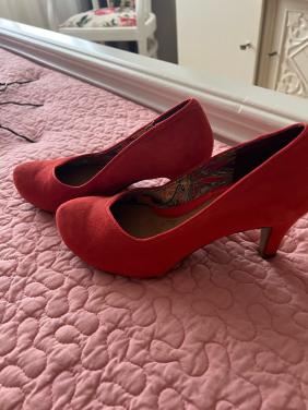 Dames pumps, oranje rood, maat 37, niet gedragen, merk clarks