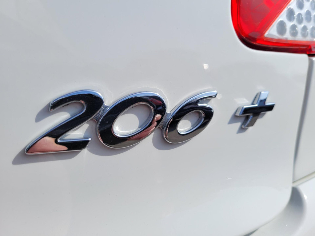 Peugeot 206 + 1.4 sportium