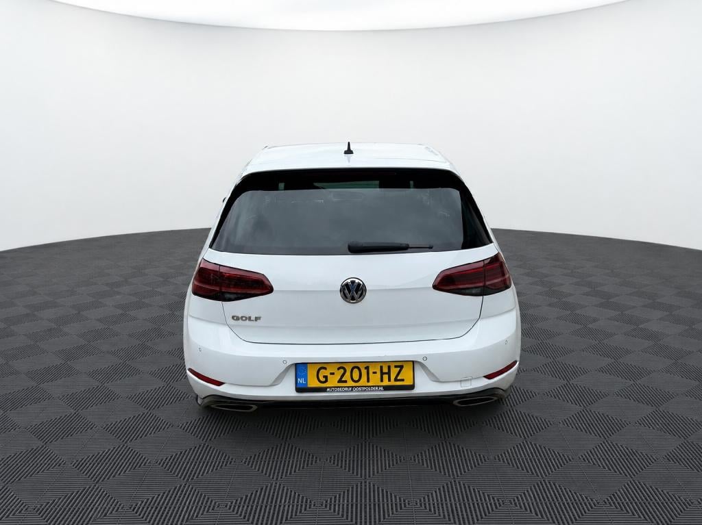 Volkswagen Golf 1.5 tsi highline business r