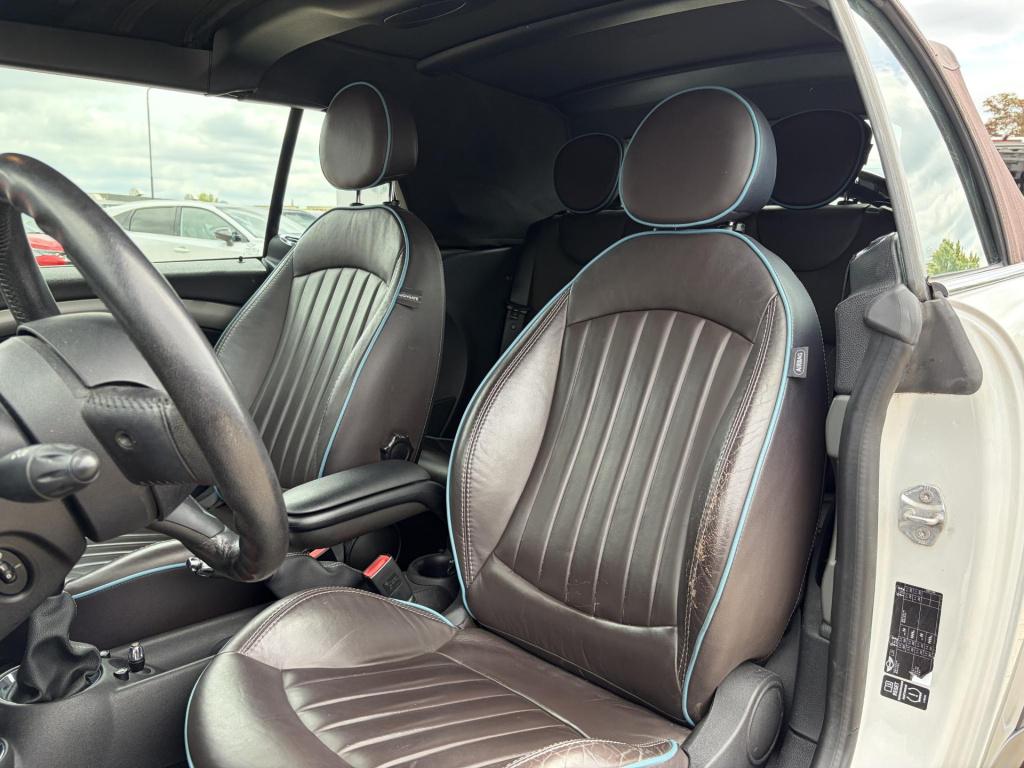 Mini Cooper Cabrio 1.6 highgate, nl-auto!