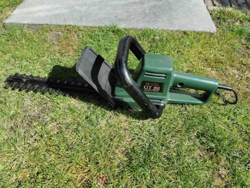 BLACK & DECKER GT201 ELEKTRISCHE HEGGENSCHAAR