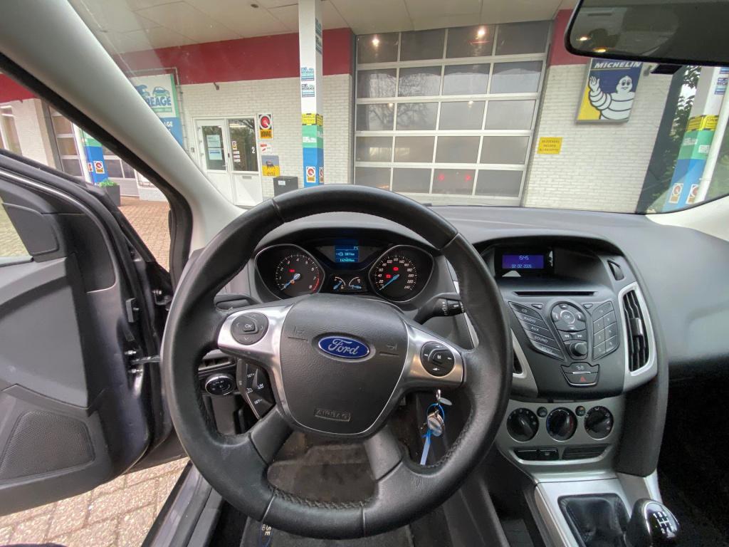 Ford Focus 1.6 ti-vct 105pk trend | airco |