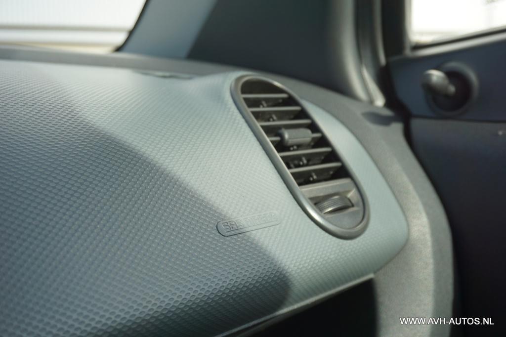 Opel Agila 1.0 essentia