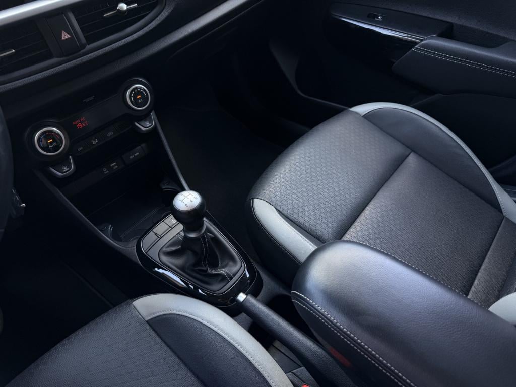 Kia Picanto 1.0 cvvt design edition | carplay | camera | climate control| c