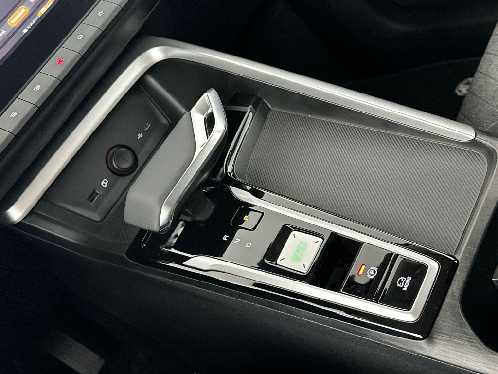 MG ZS mg automaat | 16'' lm velgen | apple carplay / android auto | camera 