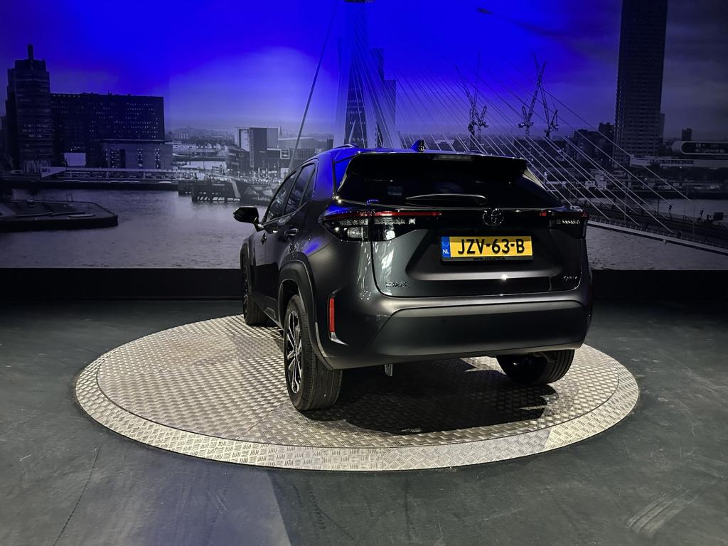 Toyota Yaris Cross 1.5 hybrid 130 dynamic *acc*winterpakket*camera*17inch*c