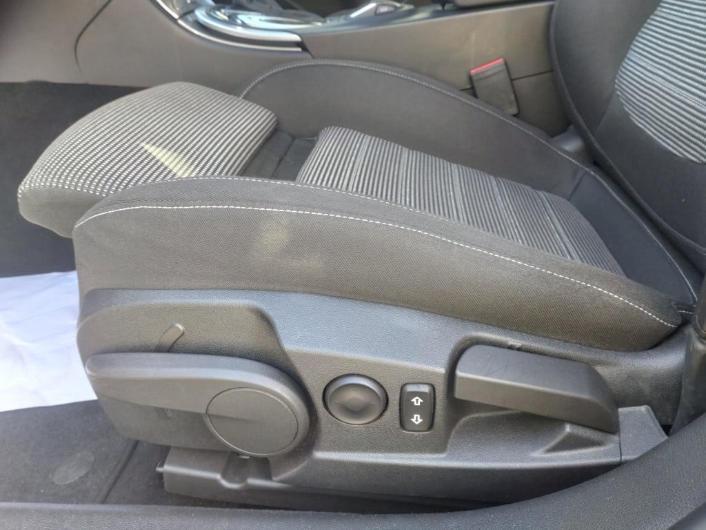 Opel Insignia sports tourer 1.6 t edition