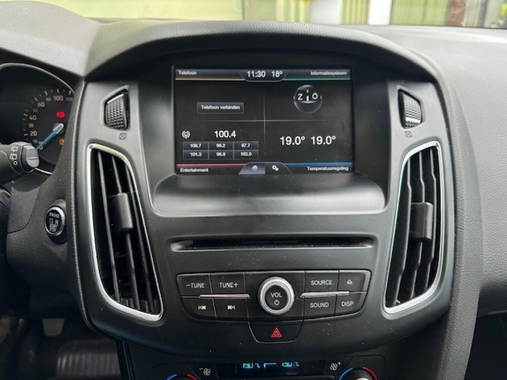 Ford Focus 1.0 titanium edition