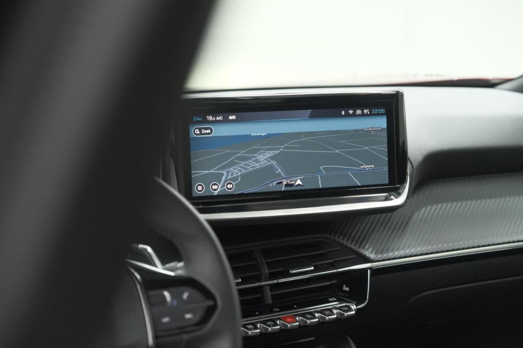 Peugeot 2008 puretech 130 eat8 allure | 360 camera | allseason banden | ada