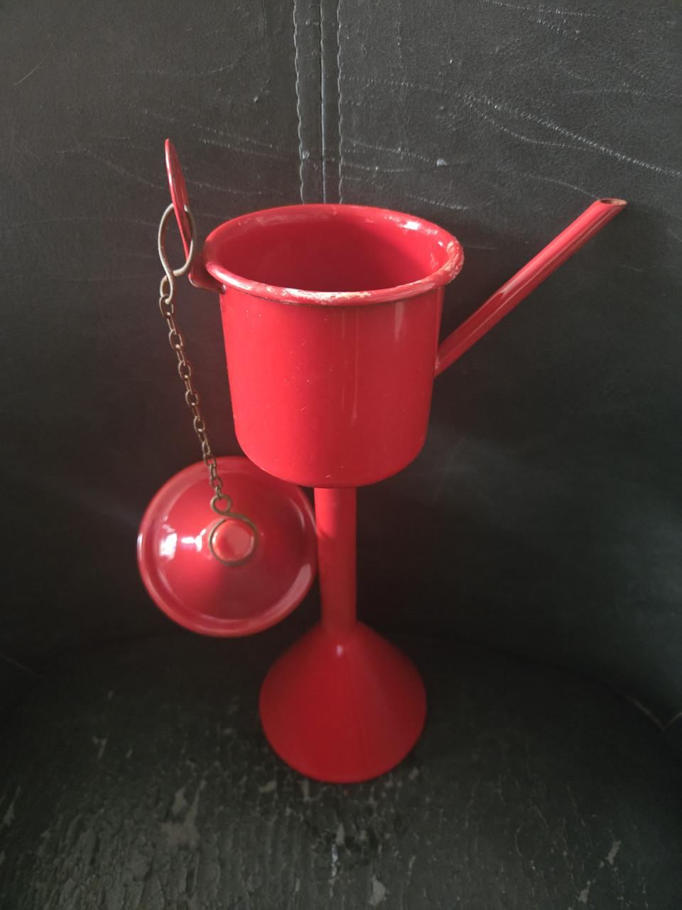 Rood "snotje" of kleine olielamp, .