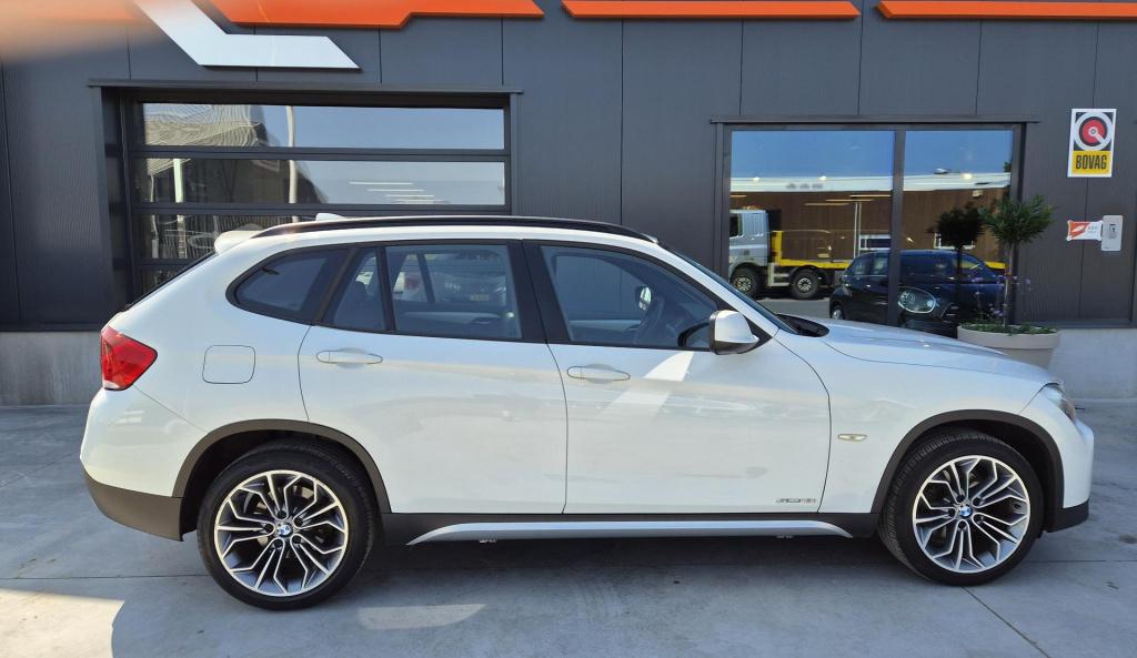 BMW X1 sdrive18i executive