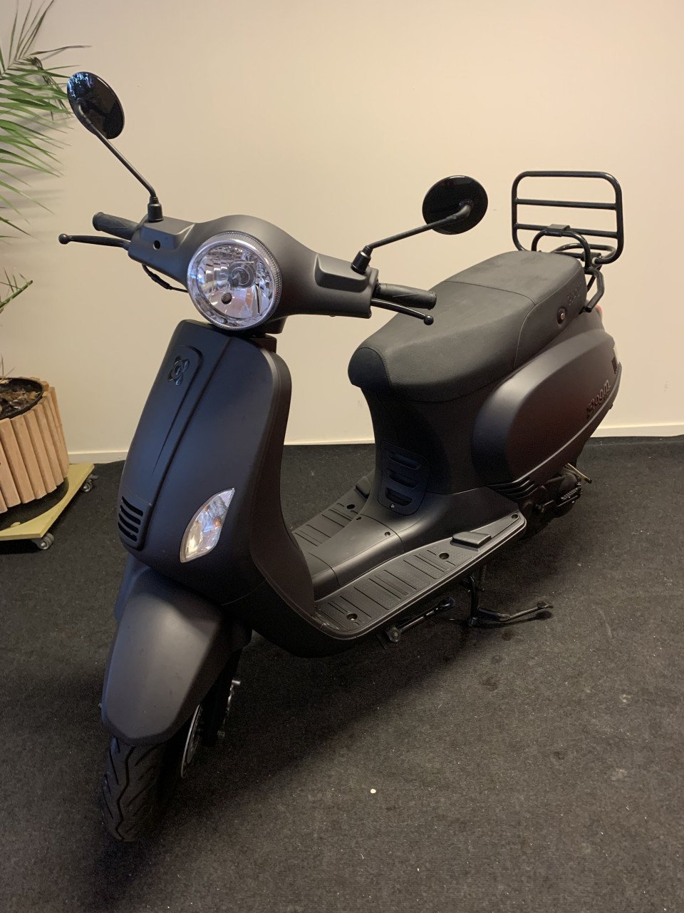 AGM VX 50 NU 895,= RIJKLAAR