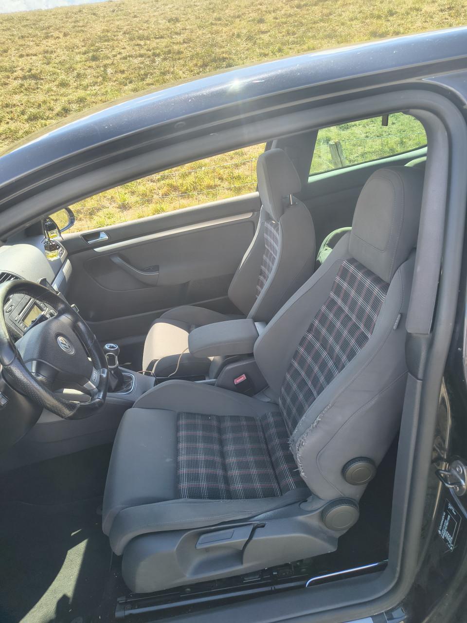Volkswagen golf gti